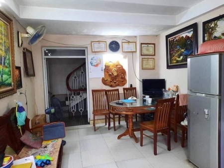Bán nhà Điện Biên Phủ P11 Quận 10, diện tích 30m2, giá bán 5.3 tỷ, liên hệ 0932501298