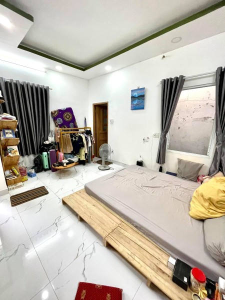 Bán Gấp, nhà 3 lầu, hẻm xe hơi, ngay Vườn Lài, Tân Phú, ngang 4.2m, nở hậu 8m, 72m2, giá 5 tỷ 9