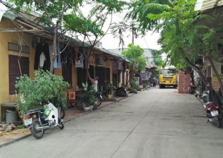 Bán đất hiếm Giang Biên diện tích 54m2, vị trí đẹp, đường ô tô, thông các ngả giá bán 2.9 tỷ