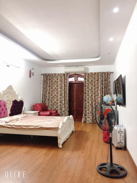 Bán nhà quận Đống Đa - Trần Quang Diệu phân lô 54m2 x4.1m giá 15tỷ Lh 0386380199