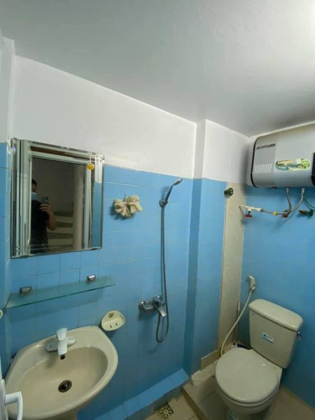 Bán nhà nguyên căn Nguyễn Ngọc Vũ, vị trí cực đẹp ngõ thoáng, gần phố dtsd 31m2, giá 3.5 tỷ