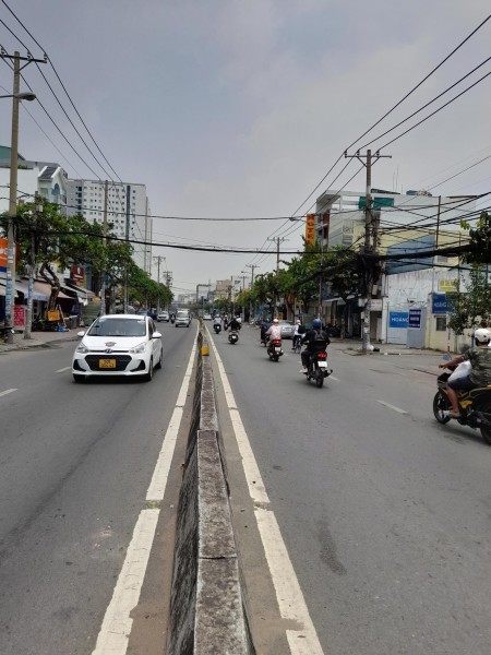 Mặt Tiền Phan Văn Hớn dtsd 160m2 ngang 8m, giá bán 21 tỷ Tân Thới Nhất Quận 12 thương lượng