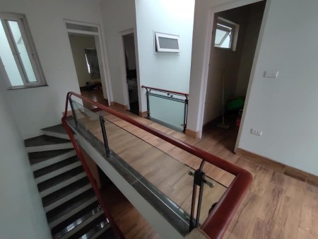 Bán nhà 95m2 ngõ 101 Lâm Hạ, Long Biên, phân lô oto tránh, 10.7 tỷ, 0818962345