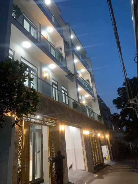 Cho thuê nhà nguyên căn diện tích 8x9m, hẻm xe hơi cách mt 20m, đúc kiên cố 4 lầu, giá 7.7 tỷ