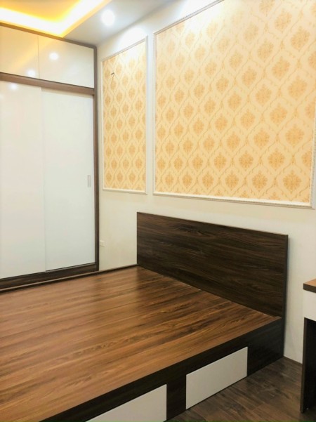 Bán Nhà Bùi Xương Trạch dt 47m2 4 tầng 50m ra mặt phố trước nhà rộng 3m lh 0334.837.326.