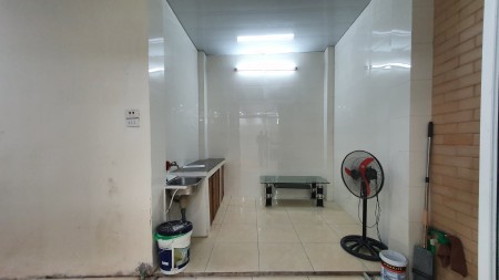 Nhà Khâm Thiên nguyên căn diện tích to tiền lại nhỏ vô vàn tiện ích 4 tầng đúc kiên cố, sổ đỏ