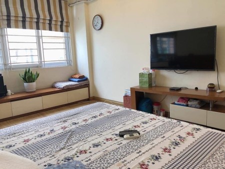 Bán nhà Trần Đại Nghĩa diện tích sử dụng 35m2 đúc 5 tầng xây mới, giá 4 tỷ 10m ra phố