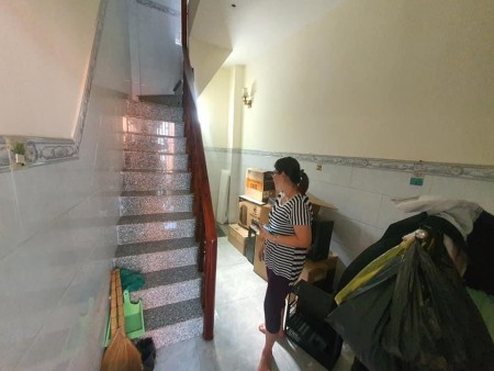 Bán gấp nhà Vĩnh Viễn, Quận 10, 4 lầu, giá bán chỉ 4,6 tỷ, kinh doanh được lh 0359151631