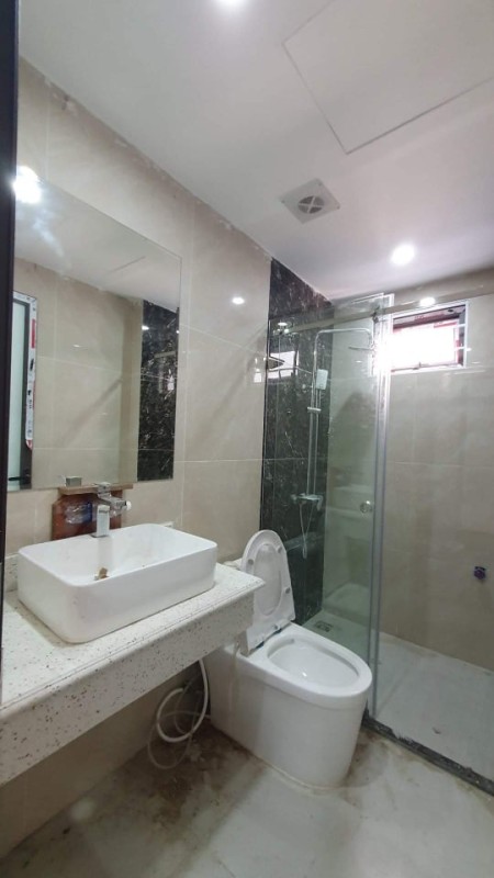 Cần Bán Nhà Siêu Phẩm Yên Hòa 46m2 giá 5.7 tỷ- Lô góc, 2 thoáng, ở thích.