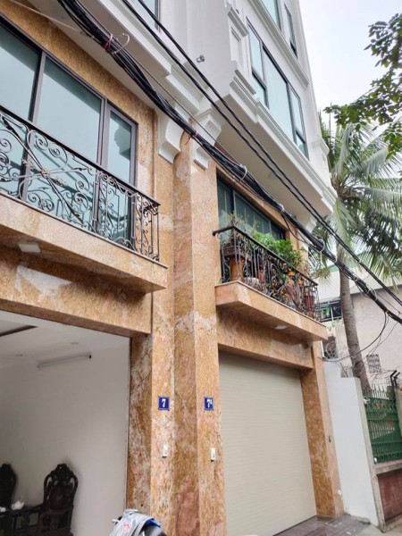 BÁN GẤP! Mặt tiền siêu rộng, mặt phố Đào Tấn, VIP quận Ba Đình, Kinh doanh sầm uất, gần Lotte