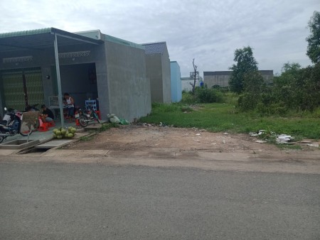Cần bán lô đất đẹp đường 12m, giá 1,3 tỷ cách trường cấp 1,2, Chợ dân sinh 500m, thổ cư 100%
