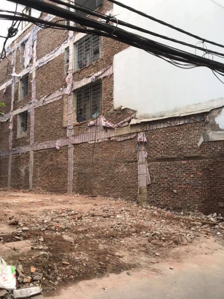 Bán Mảnh Đất vàng tại Cầu Giấy, diện tích 145m2 kinh doanh đỉnh ô tô tránh giá bán 14.5 tỷ