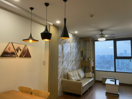 Chính chủ cần bán gấp căn hộ Ecogreen 2pn full nội thất, hướng mát, liên hệ 0978626869