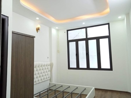 Bán nhà nguyên căn 4 tầng, diên tích 22m trong ngõ Trại Cá giá rẻ giá bán 2.2 tỷ, thương lượng