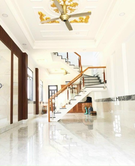 Bán nhà phố tại khu nhà ở thương mại Hoàng Nam Tân Bình giá rẻ mùa dịch