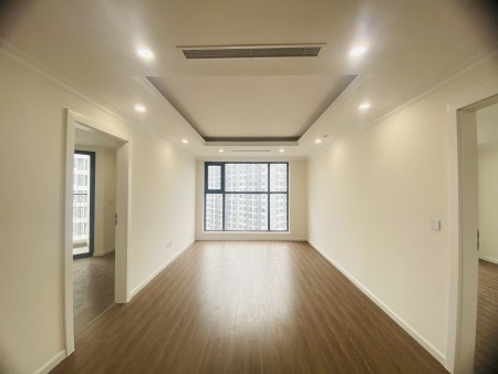 Chuyển nhượng gấp: Căn hộ 4PN tại dự án Sunshine Garden, bao phí sang tên chuyển nhượng