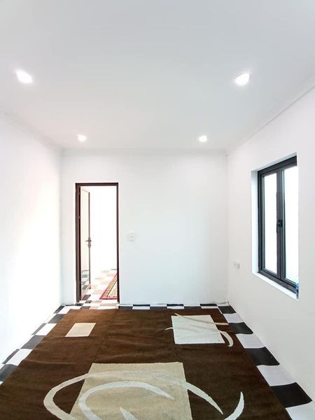 Bán nhà phố Minh Khai, diện tích 32m2, 4 tầng hai mặt thoáng ngõ ô tô, giá bán 2.4 tỷ