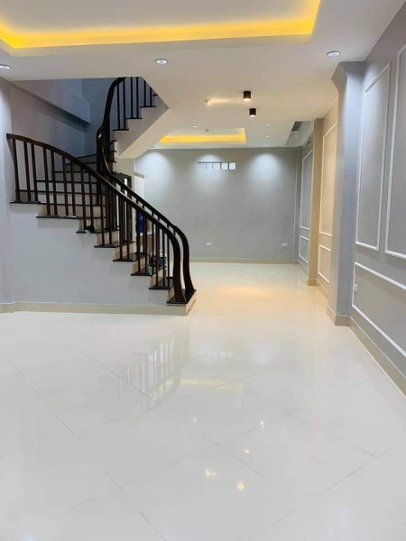 Bán nhà mới Kim Ngưu, nhà rộng thoáng ,nhiều phòng, gần ô tô giá 5 tỷ