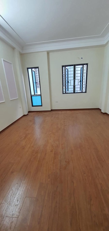Bán Nhà 4 Tầng 4 Ngủ Phố Quang Tiến, Đại Mỗ, Ô tô đỗ cửa giá 3 tỷ 3