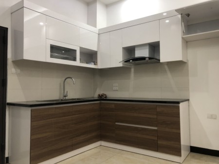 (Cực hiếm) - bán nhà Cầu Giấy, 3 bước ra phố, tiện ích ngập tràn MT 4,2m, 50m2 giá tốt