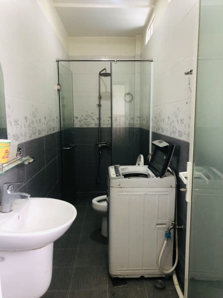 Cho thuê nhà gần chợ 1 trệt 1 lầu diện tích sử dụng 100m2, ký hợp đồng chính chủ, bàn giao ngay