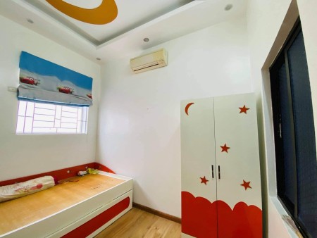 Phân lô ô tô tránh phố Tô Hiệu, Quận Hà Đông, nhà mới, lô góc dt 68m2, 3 tầng, giá 6,5 tỷ