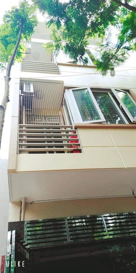 Bán nhà Ngọc Lâm Long Biên, dtsd 37m2, 6 tầng mt 3.6m, nhà siêu đẹp ở sướng, giá 3.5 tỷ