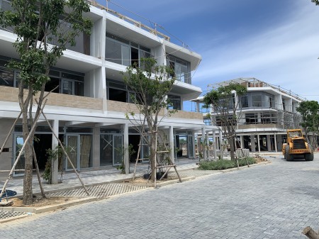 Đi đến slide 2