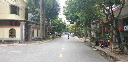 Đi đến slide 1
