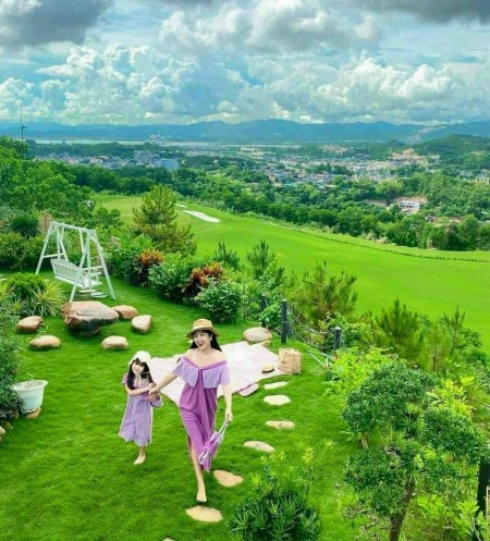 Bán căn biệt thự siêu đẹp tại FLC Hạ Long, xây thô trong và hoàn thiện mặt ngoài, pháp lý chuẩn