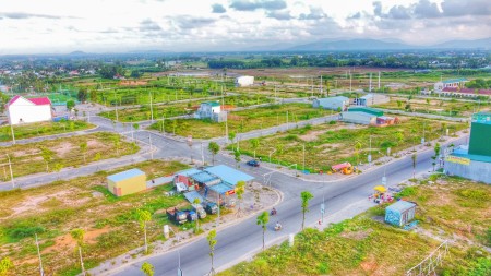 Bán đất nền thổ cư mặt tiền Nguyễn Công Phương, ngay trung tâm thành phố Quãng Ngãi