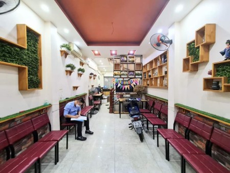 Bán gấp nhà mặt phố Ngọc Hồi Thanh Trì kinh doanh dt 70m2, mt rộng, giá chỉ hơn 6 tỷ