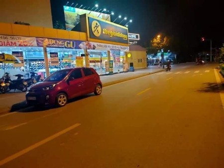 130m2 / MẶT ĐƯỜNG CỔ LINH - MẶT PHỐ -VỈA HÈ RỘNG