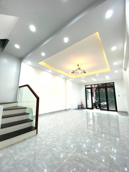 Nhà đẹp Phú Thượng, hàng xóm Ciputra, 52m2 x 5tầng, mt 4.5m, ngõ thông, oto con qua nhà