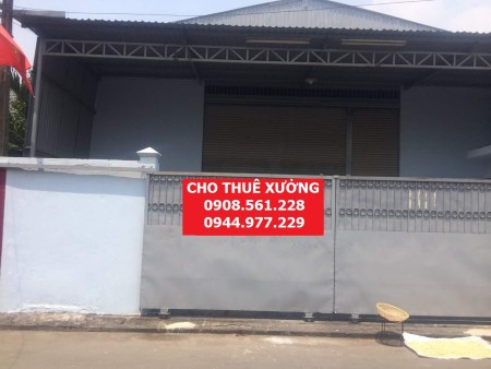 Cho thuê gấp 3 nhà xưởng nằm Lê Văn Khương, Quận 12. dt: 400m2 + 600m2 + 1200m2 có điện 3fa
