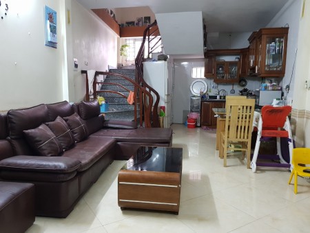 Hot nhà hoàng mai lộc lá, giá mềm chủ nhà nhiệt tình với khách thiện chí lh 0967522350