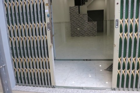 Bán nhà DTSD 74m2, 2 Tầng đường Nguyễn Sơn quận Tân Phú giá chỉ nhỉnh 3 tỷ.
