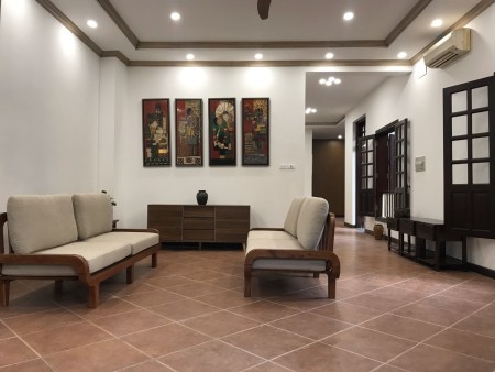 Bán biệt thự Ciputra diện tích sử dụng 184m2, căn góc hướng Tây Bắc liên hệ 0974606535
