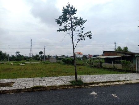 Bán đất phường 4, thành phố Tân An, sổ hồng riêng giá bán 750 triệu lh 0944057571