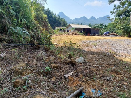 Siêu phẩm hồ trong núi S=1,4ha bám sát hồ tằm dài 200m có thổ cư