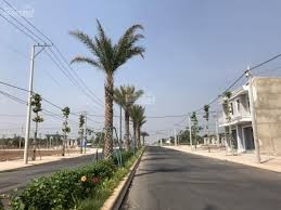 Anh chị ơi em bán đất ở gần trung tâm thành phố đồng xoài 1000m2 giá 580 triệu