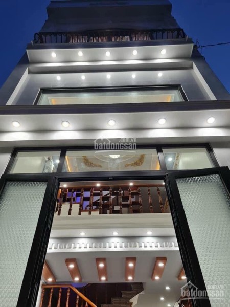 Bán nhà Tân mai,gần Trương Định,Hmai,Hn.DT:35m2 xây 5T, Mt 3,55m,Giá 6,6 tỷ. Lh:Thanh0977686830