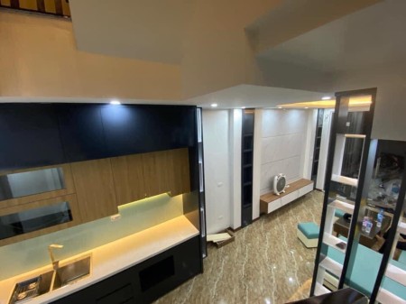 Oto đỗ cửa,nhà 5T 30m2 Định Công Hạ, thiết kế hiện đại, chỉ 3.5 tỷ. LH 0392969999