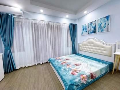 Bán Nhà Chung CMINi, Phân Lô Mới Tinh, Mặt ngõ Hoàng Ngân Quận Thanh Xuân, Ô tô Đỗ Cổng,