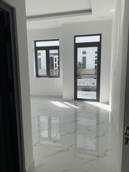 Bán Nhà Đường Đồng Đen -TB 76m2 -4 Tầng -HXH Giá Rẻ 8Tỷ 900.LH 0868838798