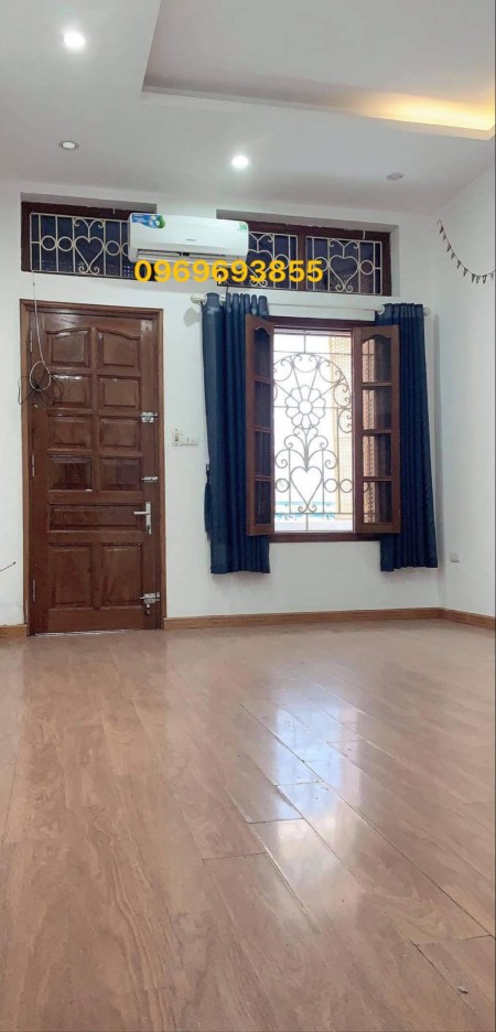 Bán gấp, 90Triệu/m2! Nhà ngõ 294 Kim Mã - Ba Đình, 50m2 x 3Tầng, ngõ rộng, gần phố.0969693855