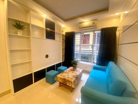 Bán nhà Bồ Đề, đẹp hiếm, diện tích sử dụng 35m2, giá 3 tỷ nhỉnh, lh 0962708938, sổ sẵn