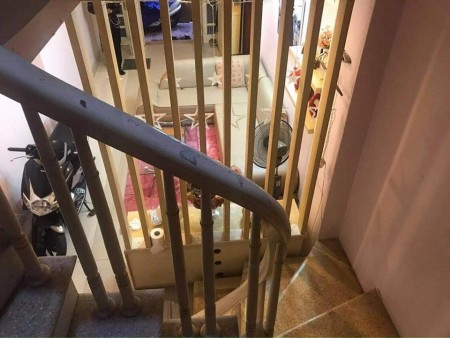 Bùi Xương Trạch, Quận Thanh Xuân nhà ở ngay 4 tầng diện tích sử dụng 33m2 giá 2.6 tỷ
