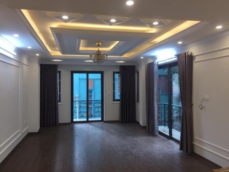 Chính chủ sổ đỏ, Nhà đẹp, Thang máy, DT 55m2, Hồ Tùng Mậu, Mỹ Đình, Hà Nội