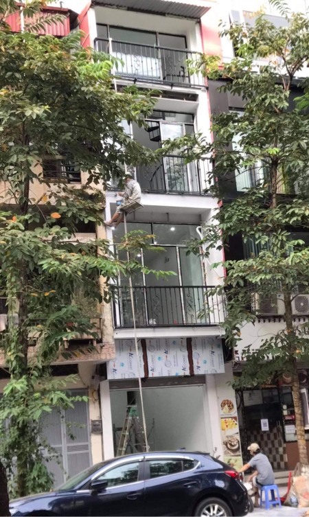 Đi đến slide 1